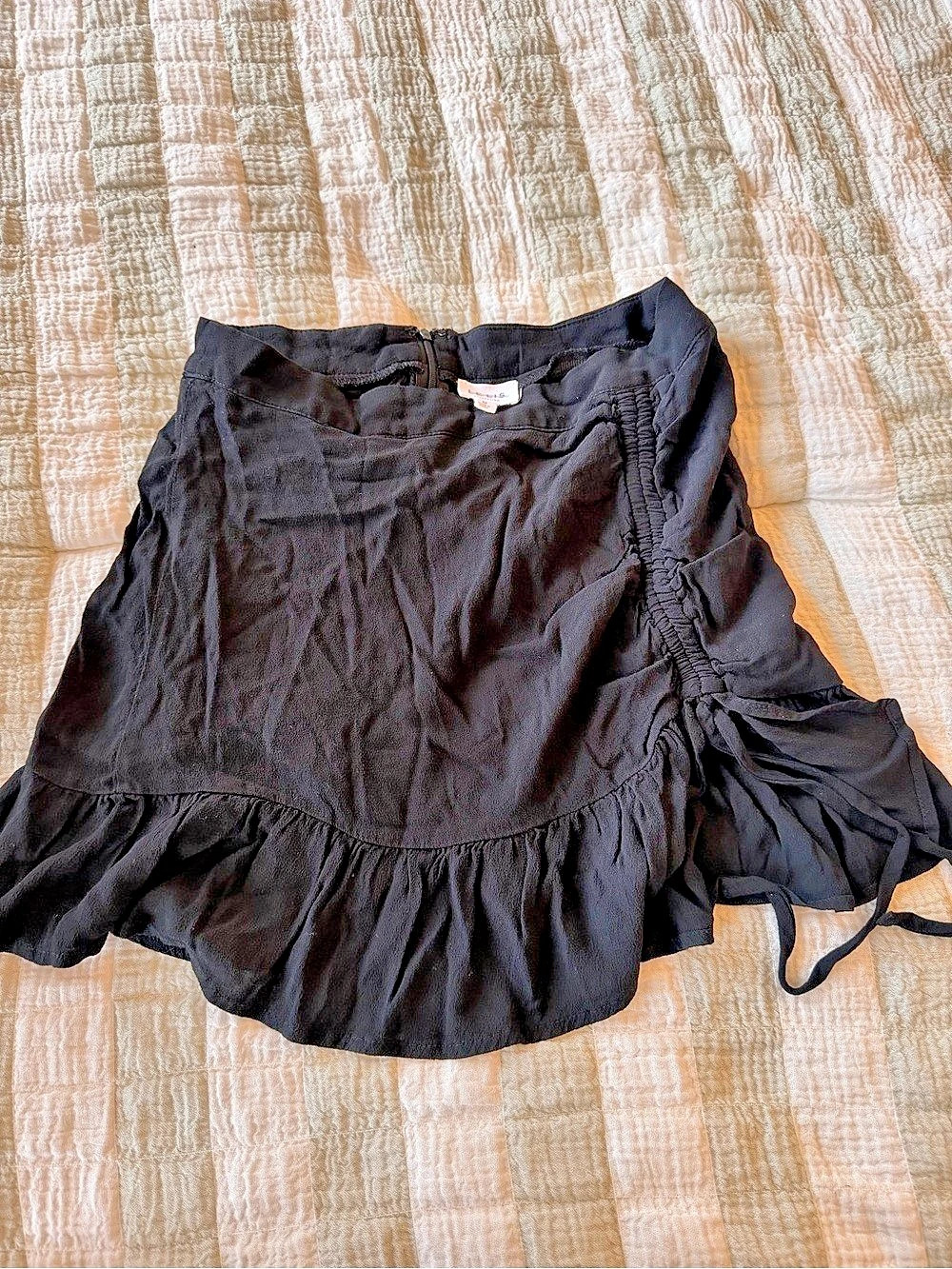 Free People Black Ruffle Mini Skirt Like New